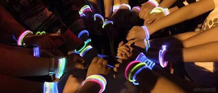 8<em></em><em></em><em></em>'<em></em><em></em><em></em>' glow bracelet