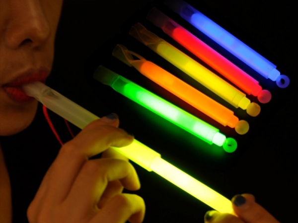 Colorful ​Fluorescent glow stick whistle for kids