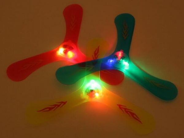 three leaf luminous boomerang light