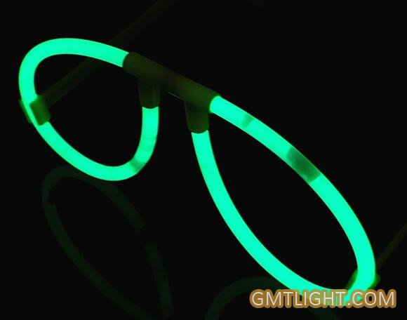 glow glasses