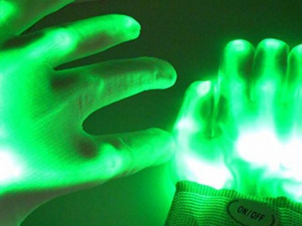 LED luminous flash gloves for performance