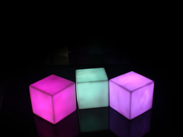 Colorful Led Furniture Flashing Cube With Remote Control