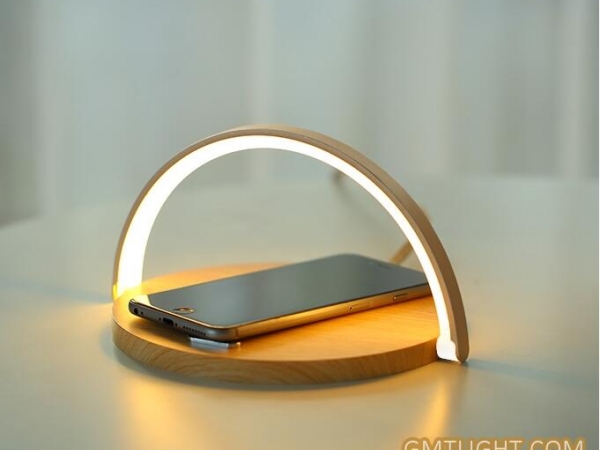 Mobile phone wireless charger and night light 2in1