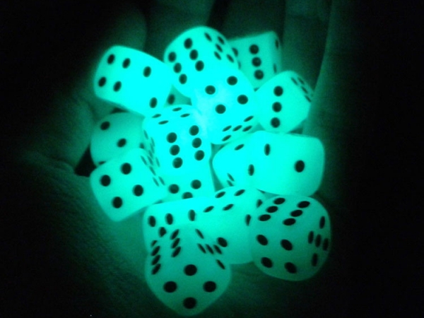 Luminous in dark dice for desktop games (No.DC-D014)