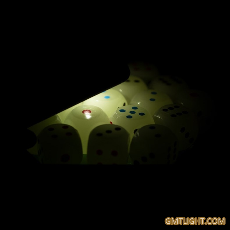 glow dice in the darkness