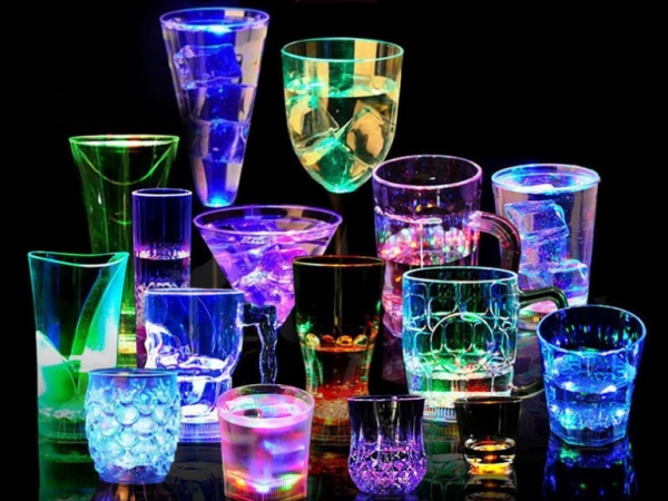 Complete collection of inductive luminous cups or flashing glass for drinks