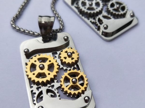 Mechanical graduates small gift stainless steel gear physical style Pendant