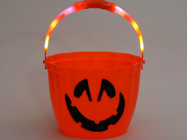 Halloween party decorative lovely smell LED light up pumpkin candy bucket (No.GFE-H010)