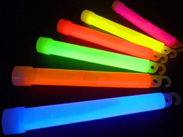 6-inch tapered light-emitting stick with hook glow light sticks