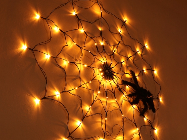 Halloween atmosphere 70LEDs remote control AA battery spider web lamp